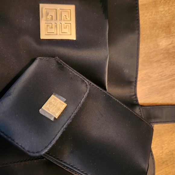 Givenchy Parfums L Nylon Tote - Picture 10 of 15